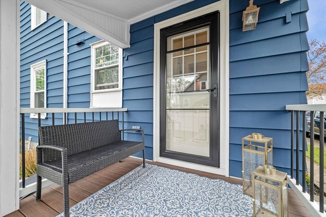 25 Lyman St, Beverly, MA 01915