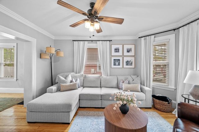 25 Lyman St, Beverly, MA 01915