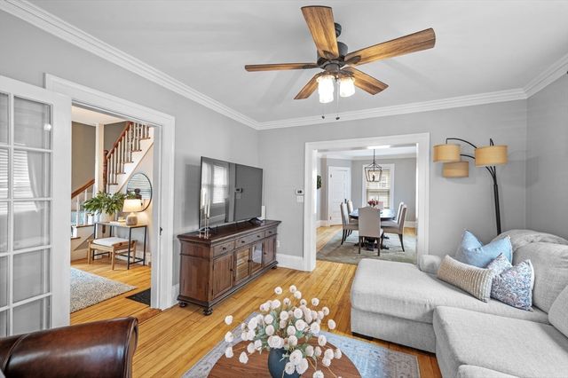 25 Lyman St, Beverly, MA 01915