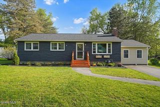 4 Wilson Drive, Glenville, NY 12302
