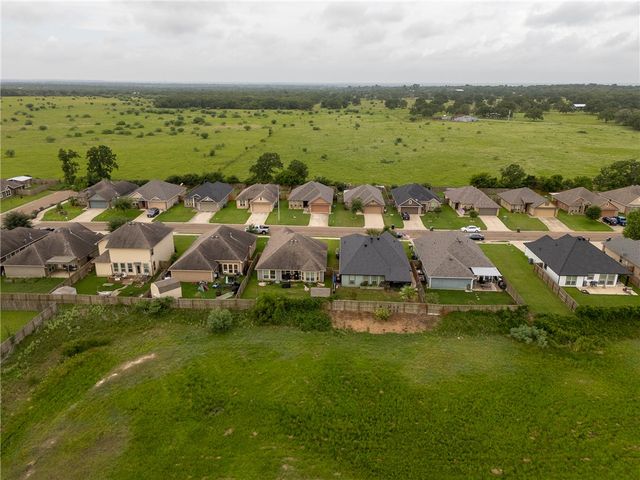 5265 Sagewood Drive, College Station, TX 77845