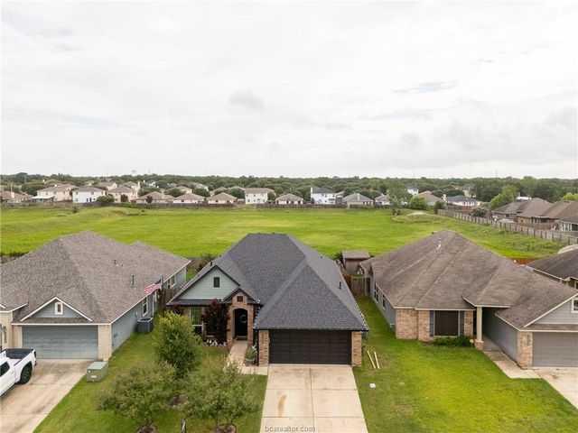 5265 Sagewood Drive, College Station, TX 77845
