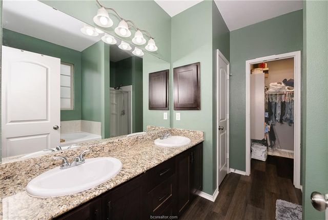 5265 Sagewood Drive, College Station, TX 77845