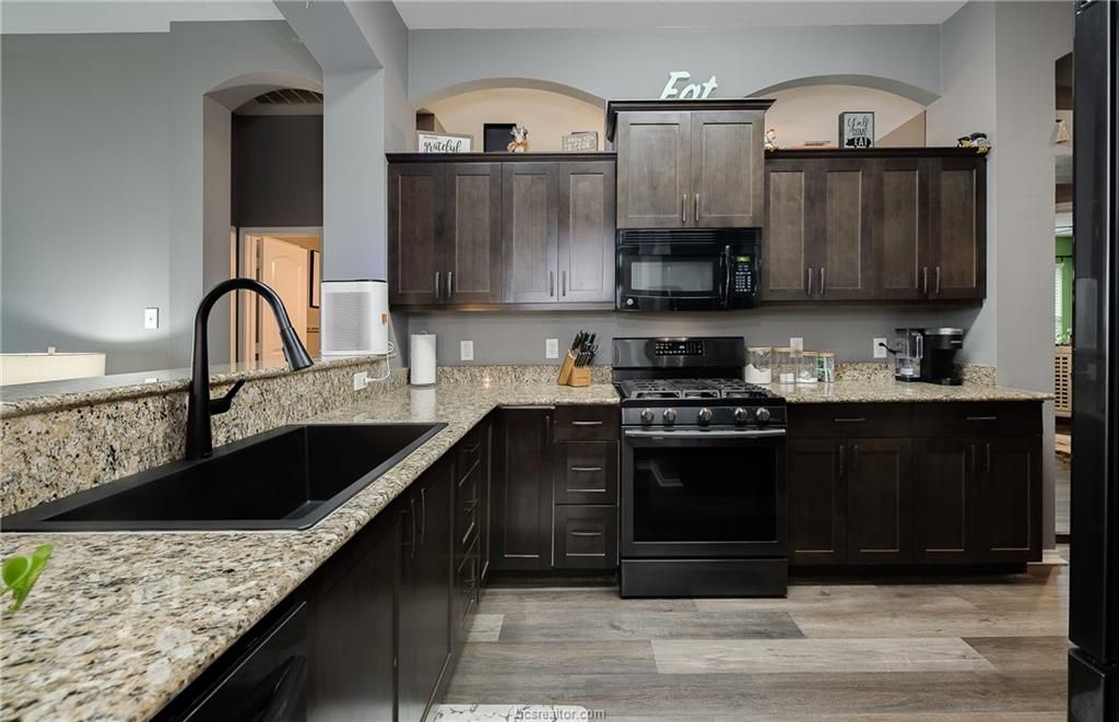 5265 Sagewood Drive, College Station, TX 77845 — photo 3