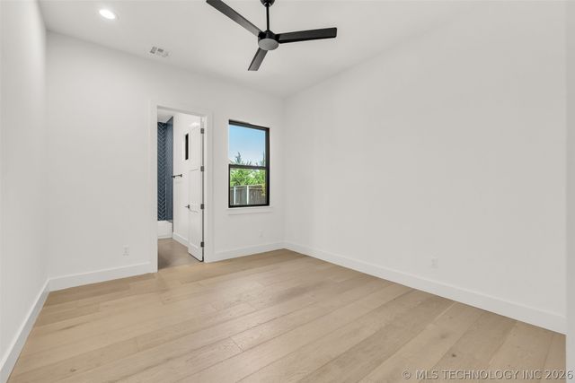 11906 S Urbana Avenue, Tulsa, OK 74137
