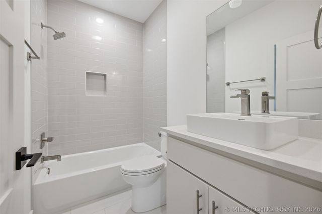 11906 S Urbana Avenue, Tulsa, OK 74137