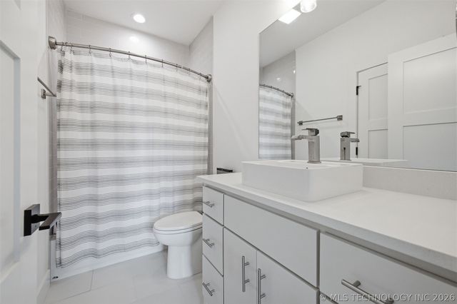 11906 S Urbana Avenue, Tulsa, OK 74137