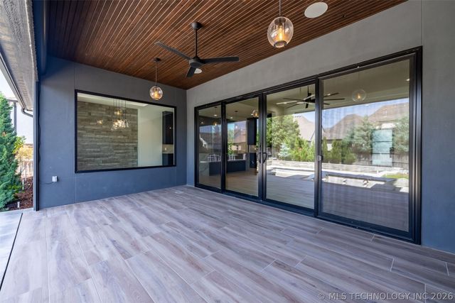 11906 S Urbana Avenue, Tulsa, OK 74137