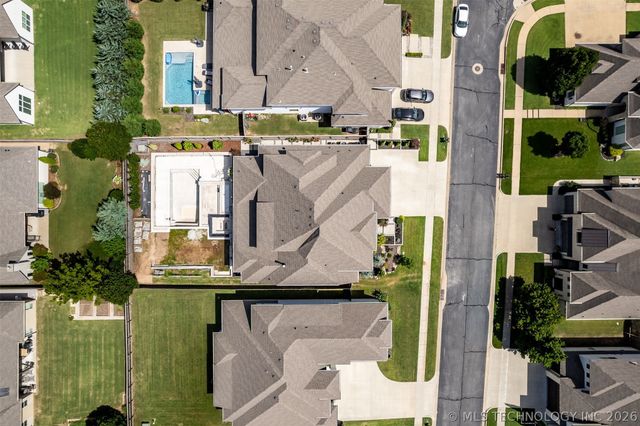 11906 S Urbana Avenue, Tulsa, OK 74137