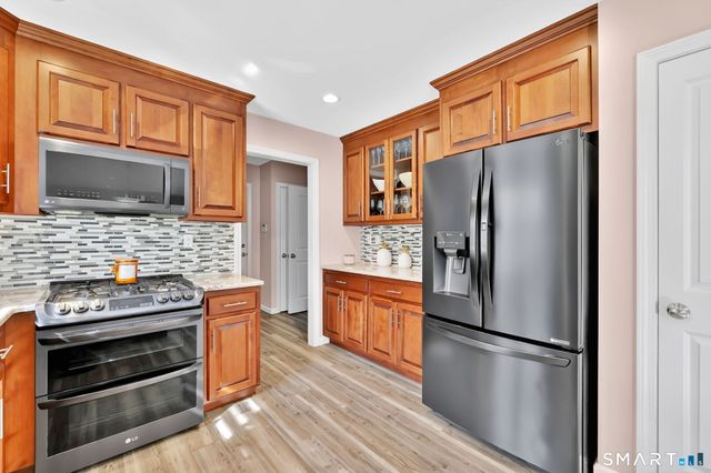 36 Daniel Drive, Colchester, CT 06415