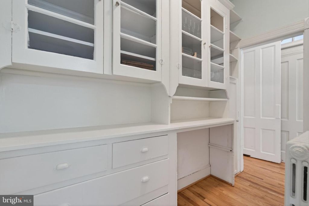 Image 38 of property listing at 1102 EDGEVALE RD, Silver Spring, MD 20910