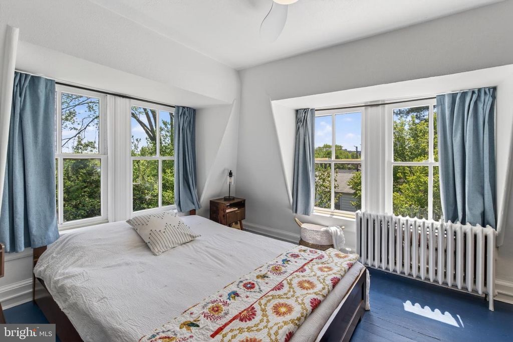 Image 45 of property listing at 1102 EDGEVALE RD, Silver Spring, MD 20910