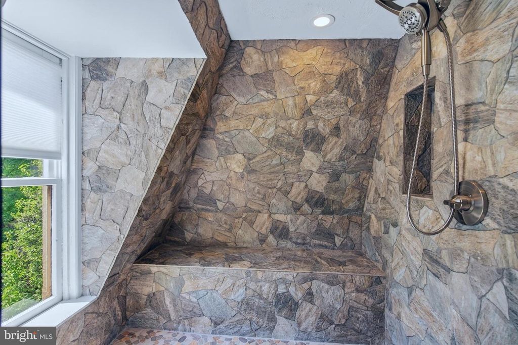 Image 51 of property listing at 1102 EDGEVALE RD, Silver Spring, MD 20910