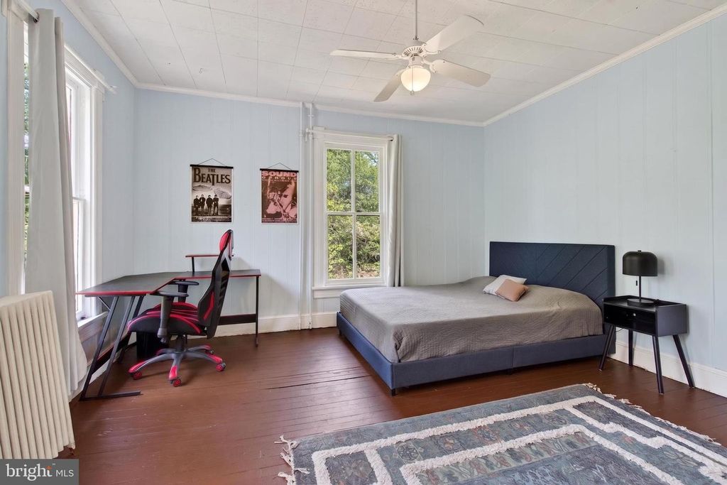 Image 54 of property listing at 1102 EDGEVALE RD, Silver Spring, MD 20910