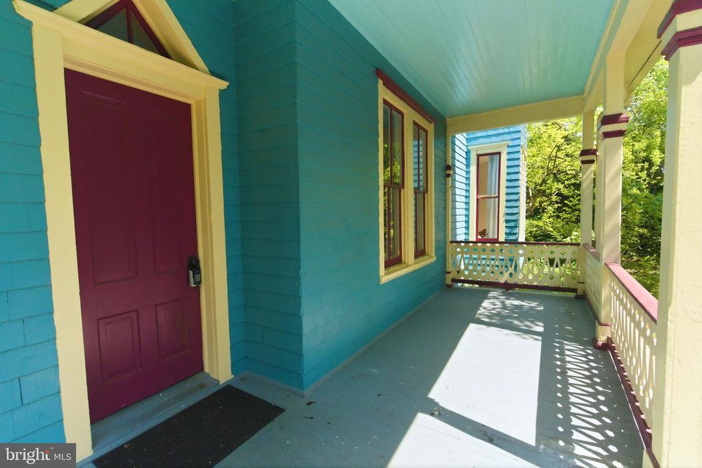 Image 68 of property listing at 1102 EDGEVALE RD, Silver Spring, MD 20910