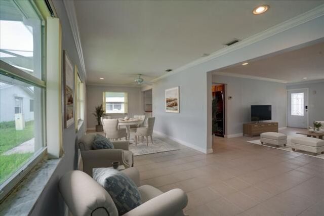 1590 SW 13th Terrace, Boynton Beach, FL 33426