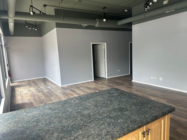 34498 N Old Walnut Circle, Gurnee, IL 60031