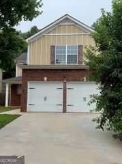 125 Emporia Loop, Mcdonough, GA 30253