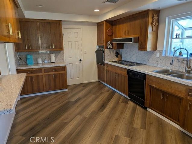 19989 Crow, Apple Valley, CA 92307