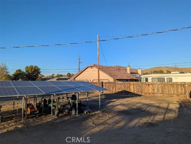 19989 Crow, Apple Valley, CA 92307