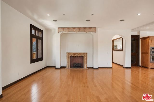28305 Via Acero Street, Malibu, CA 90265