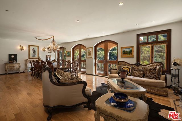 28305 Via Acero Street, Malibu, CA 90265