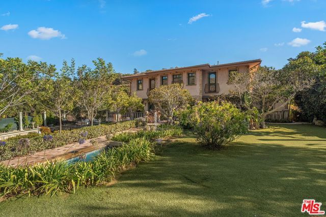 28305 Via Acero Street, Malibu, CA 90265
