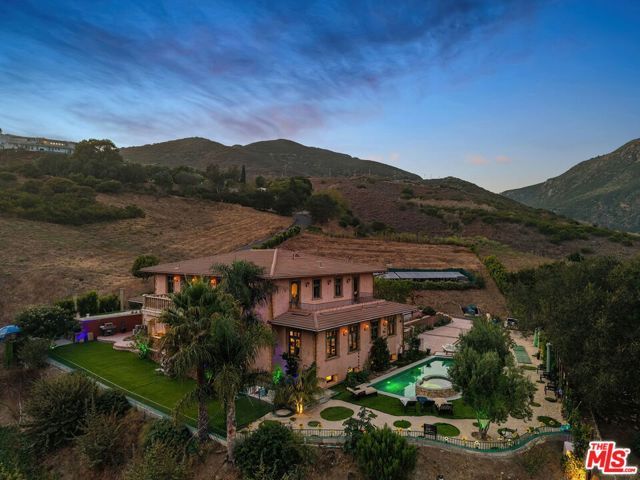 28305 Via Acero Street, Malibu, CA 90265