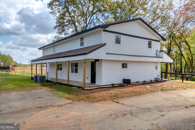 8606 Holly Springs Road, Maysville, GA 30558
