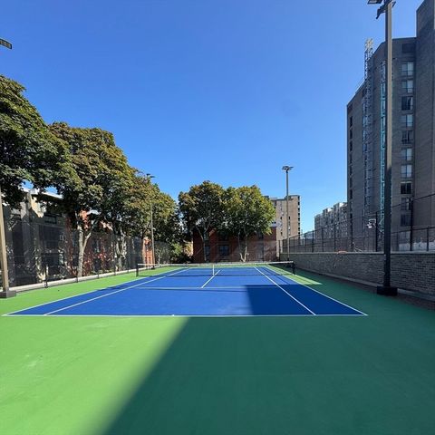 99 Pond Ave. 208, Brookline, MA 02445