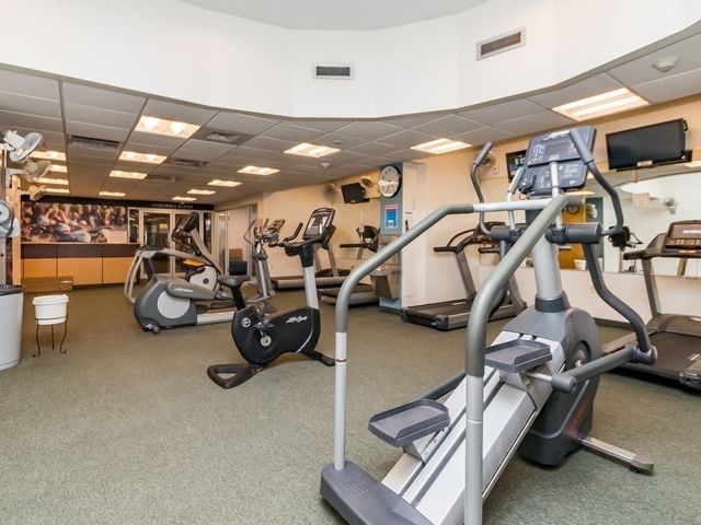 99 Pond Ave. 208, Brookline, MA 02445