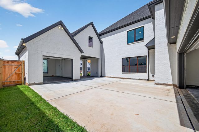 10207 Drifting Wind Lane, Missouri City, TX 77459