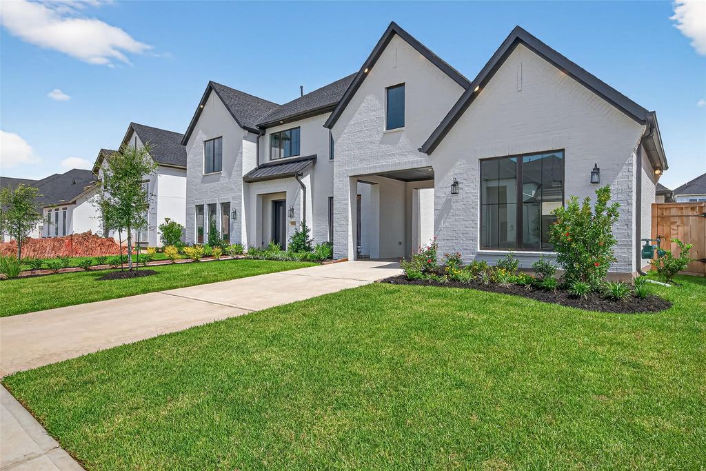 10207 Drifting Wind Lane, Missouri City, TX 77459