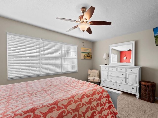 1901 Indian River Boulevard 201a, Vero Beach, FL 32960