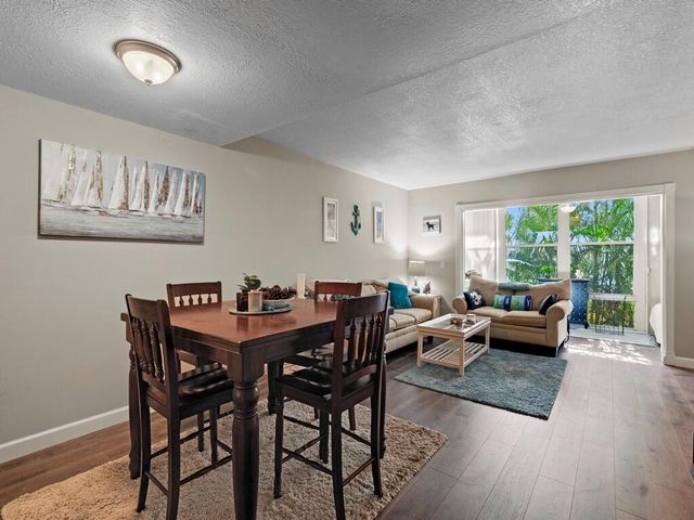 1901 Indian River Boulevard 201a, Vero Beach, FL 32960