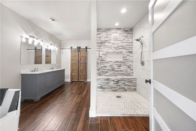 11580 Upland Way, Gravette, AR 72736