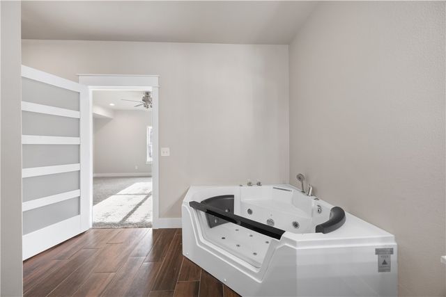 11580 Upland Way, Gravette, AR 72736