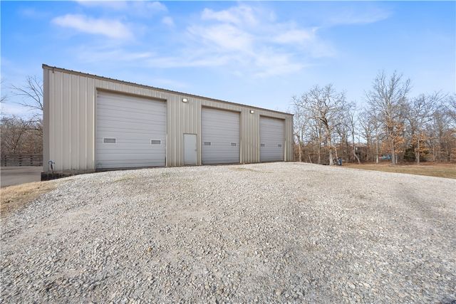 11580 Upland Way, Gravette, AR 72736