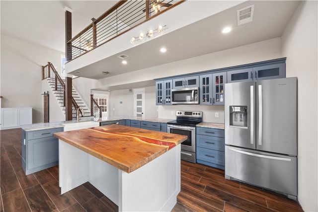 11580 Upland Way, Gravette, AR 72736