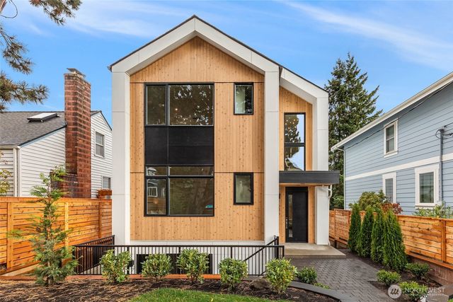 7506 18th Avenue NW, Seattle, WA 98117