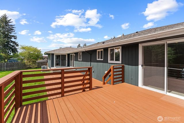 2419 SW 307th Street, Federal Way, WA 98023