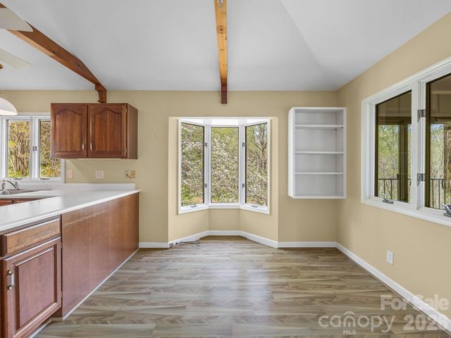 140 Meadowlark Drive, Tryon, NC 28782