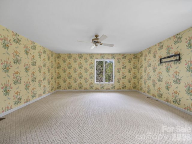 140 Meadowlark Drive, Tryon, NC 28782