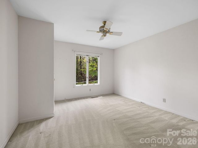 140 Meadowlark Drive, Tryon, NC 28782
