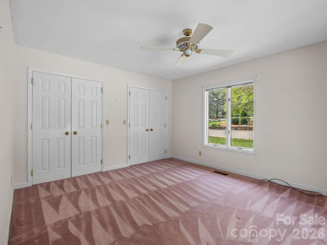 140 Meadowlark Drive, Tryon, NC 28782