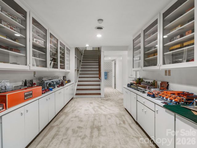 140 Meadowlark Drive, Tryon, NC 28782