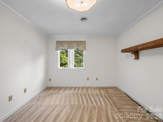 140 Meadowlark Drive, Tryon, NC 28782