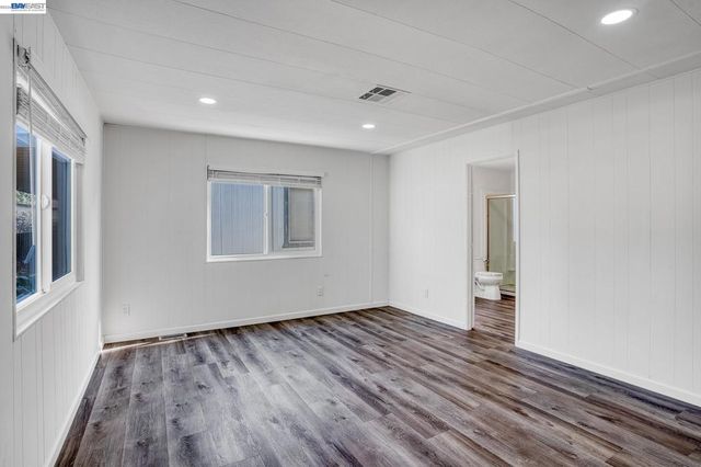 29330 Middleborough Way, Hayward, CA 94544