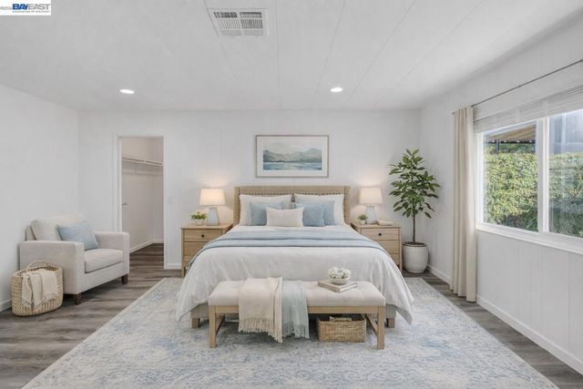 29330 Middleborough Way, Hayward, CA 94544