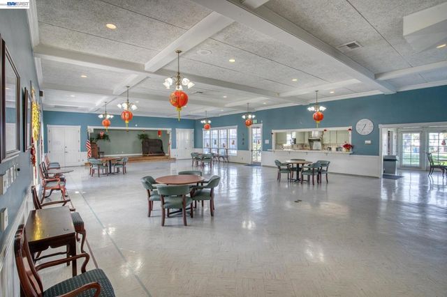 29330 Middleborough Way, Hayward, CA 94544